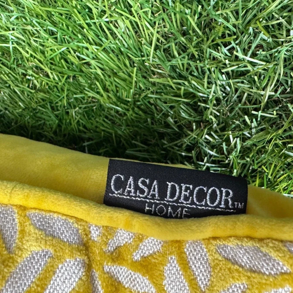 Casa Decor Throw Pillow Unisex 20x13‎ Mustard Yellow Excellent